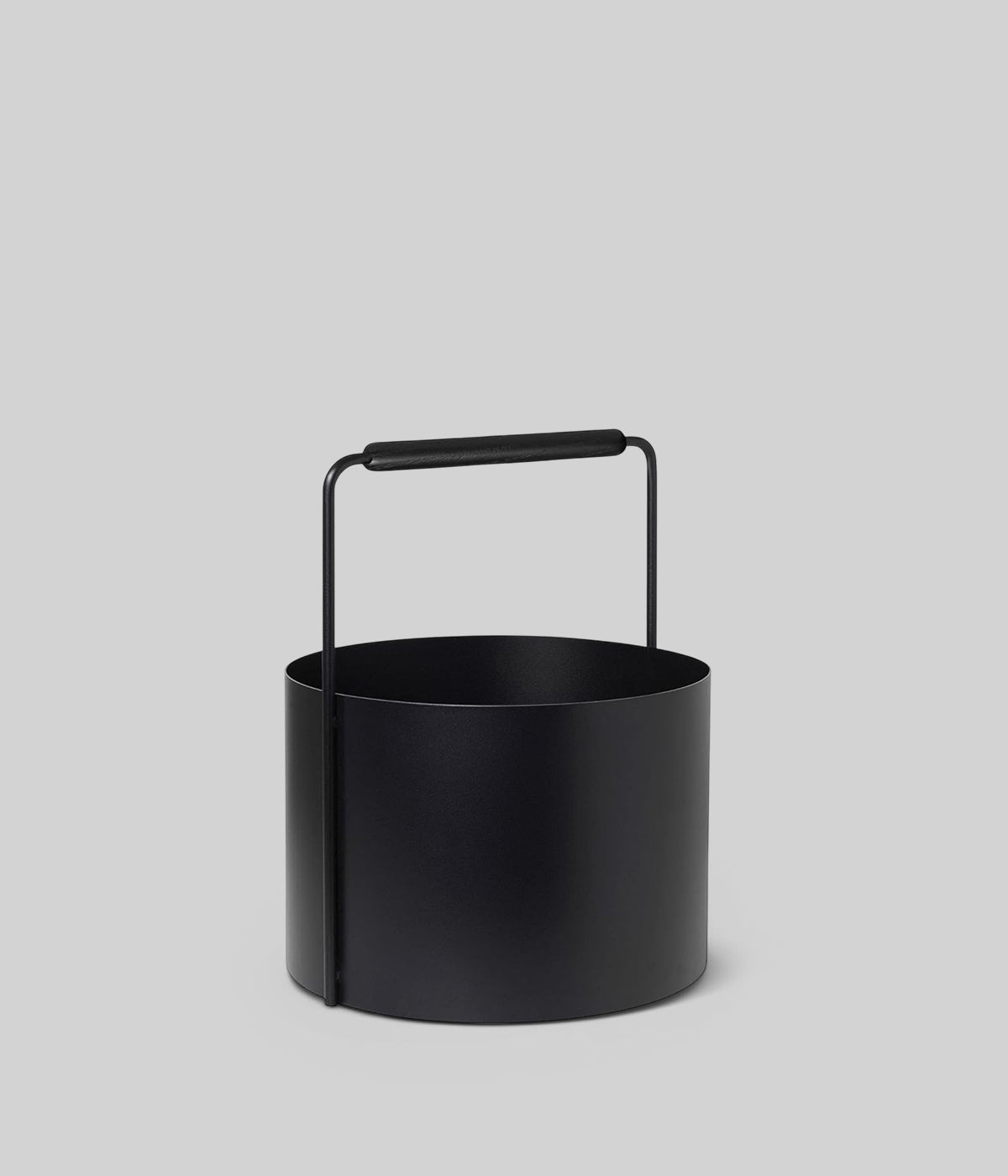 Ashi Firewood Basket with Black Handle | Modern Fireplace Storage