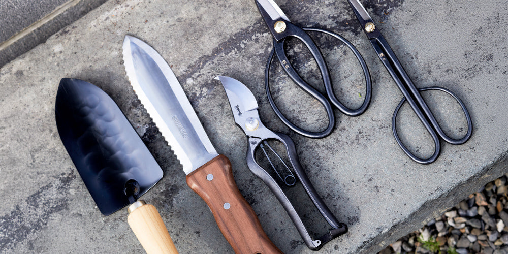 How to Clean and Maintain Your Gardening Tools
