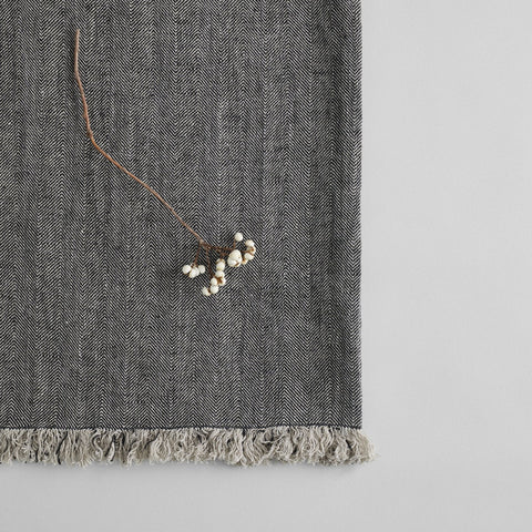 Linen Throw in Charcoal - Bloomist
