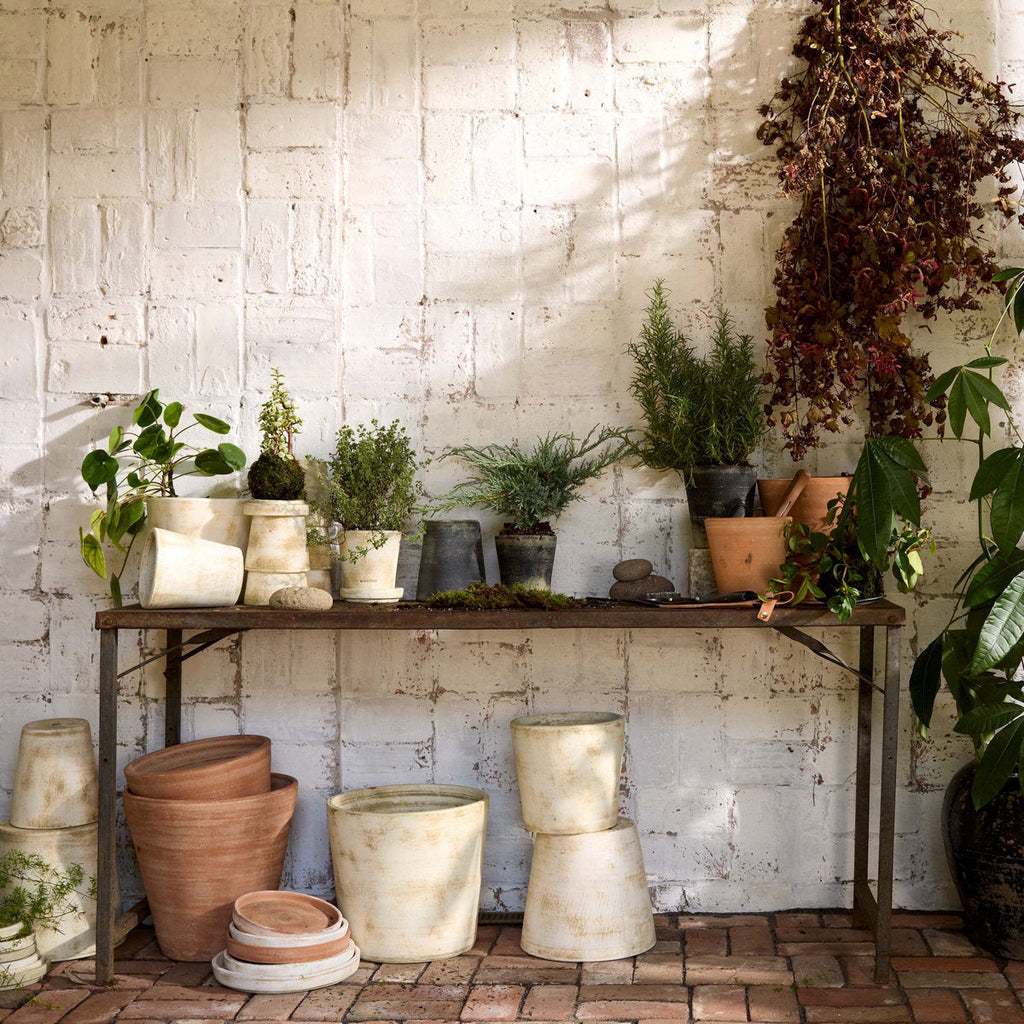 Basic Planter, White Patina - Bloomist