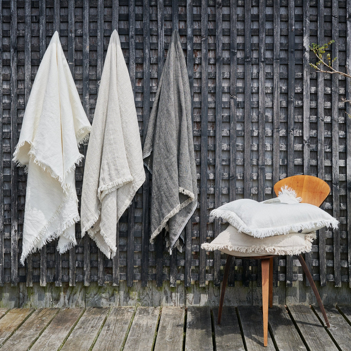 Linen Throw in White - Bloomist