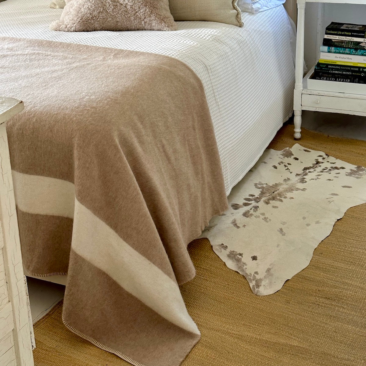 Siempre Throw, Beige with Ivory Stripe - Bloomist