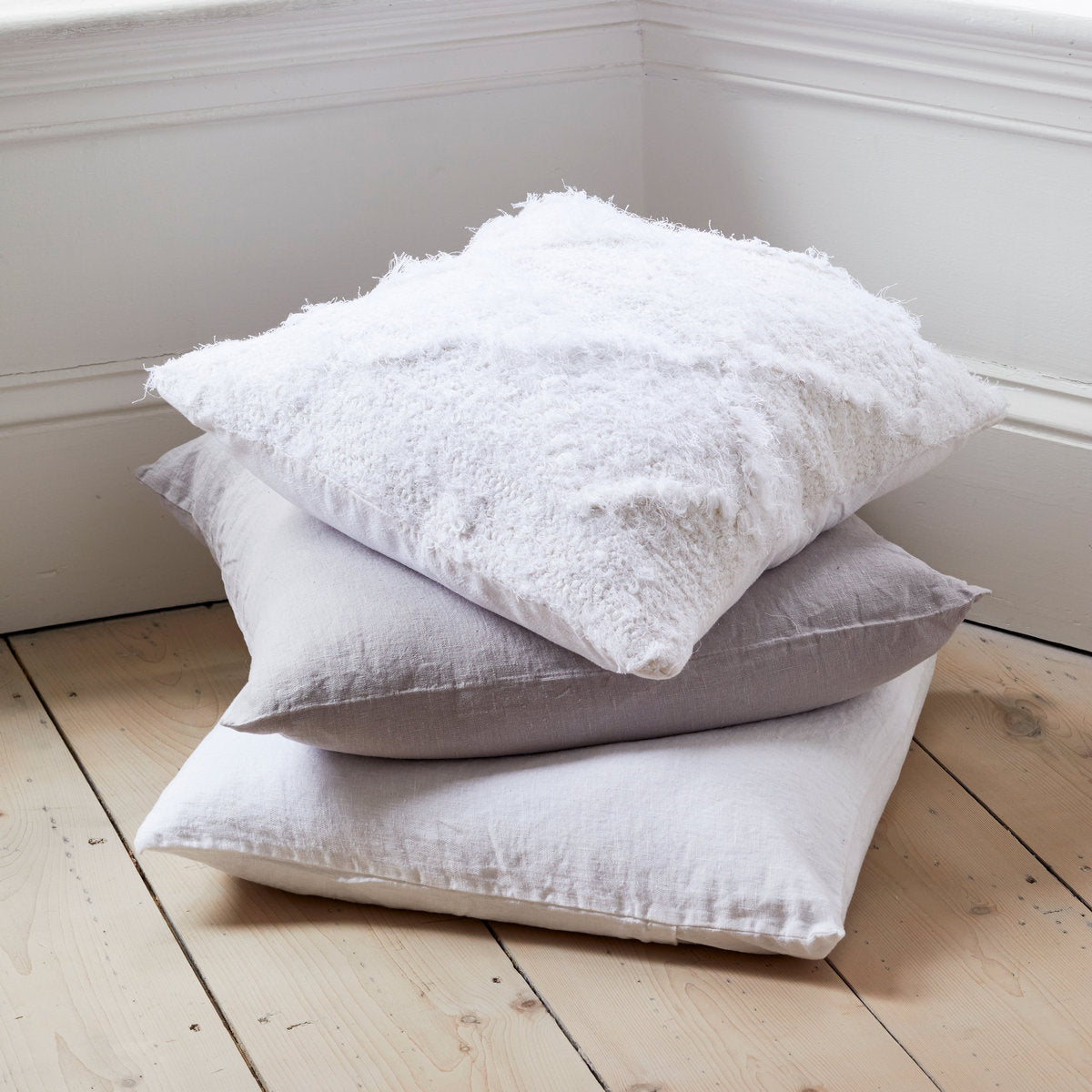 Upcycled Linen Pillow - Thumbnail 3