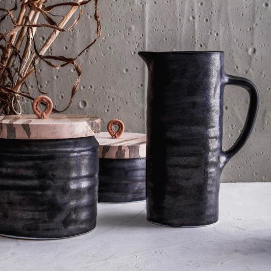 Bare Pitcher - Thumbnail 2