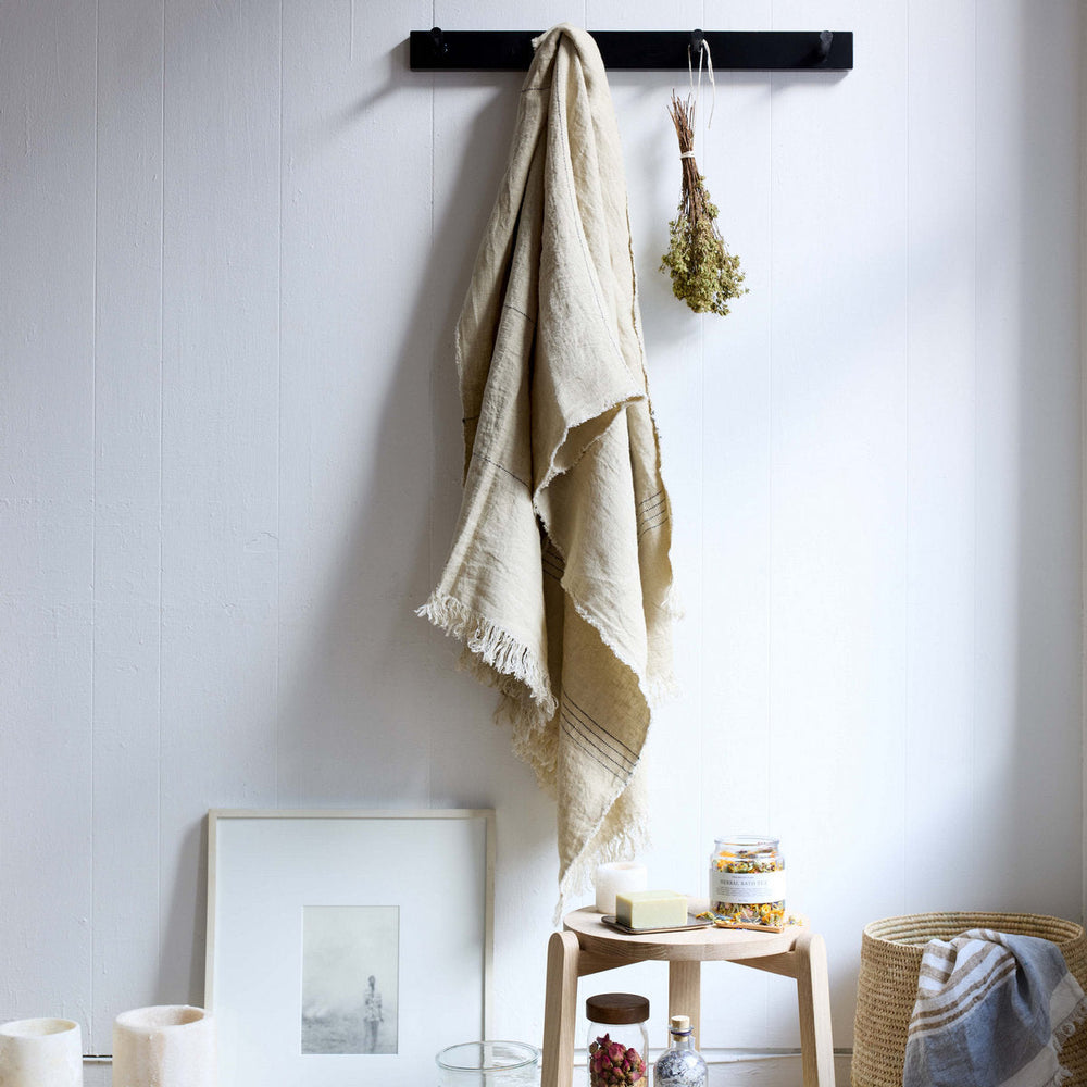 Nestor Throw - Bloomist