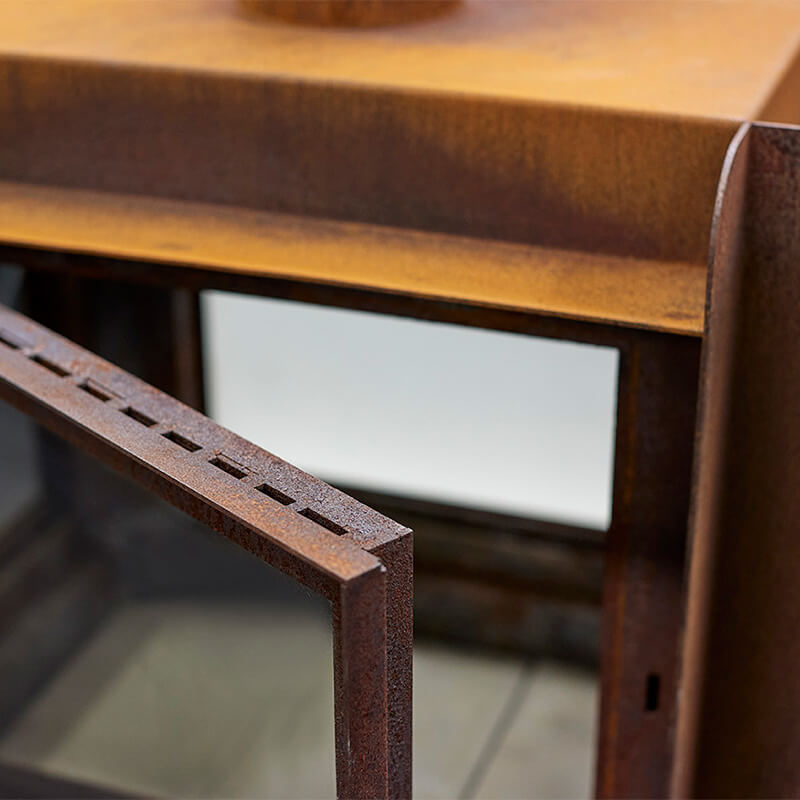 Outdoor cooking fireplace with oven