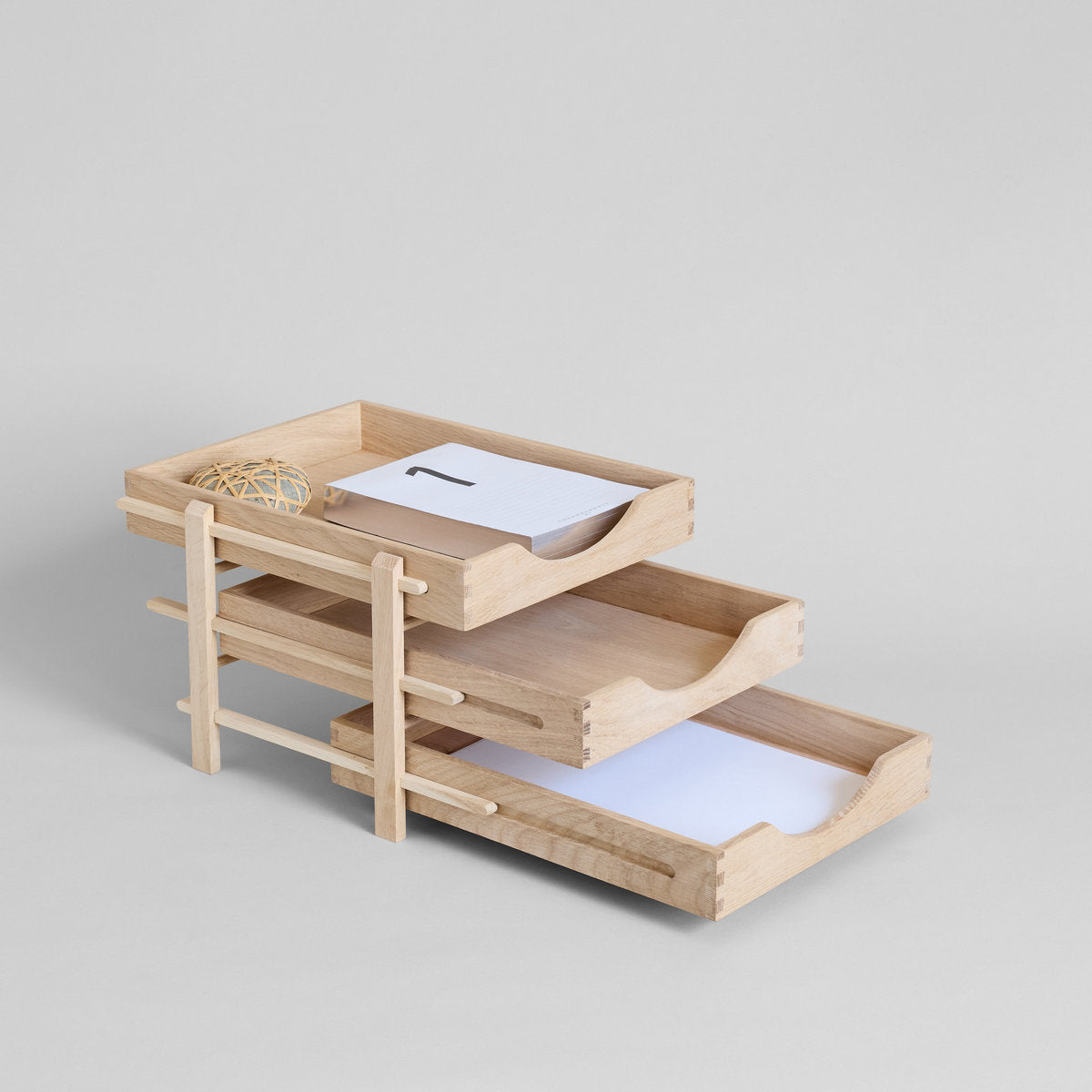 Dania Letter Tray