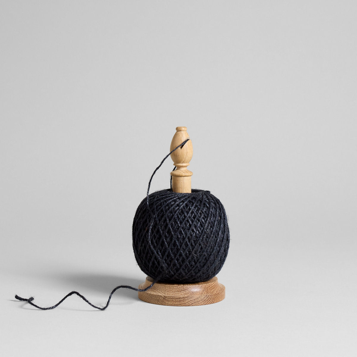 Twine Stand with Cutter - Thumbnail 2