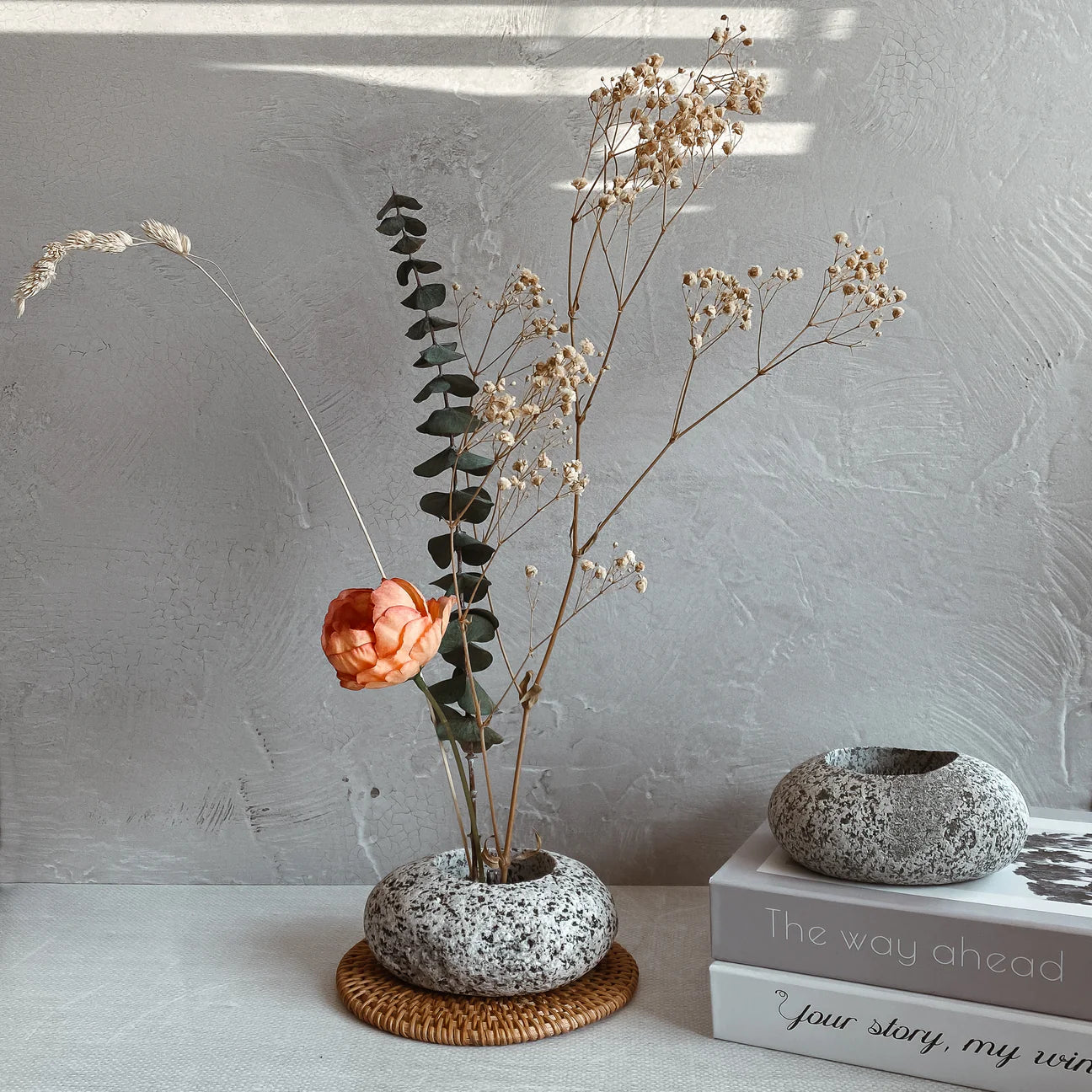 Beach Stone Ikebana Vase - Thumbnail 5