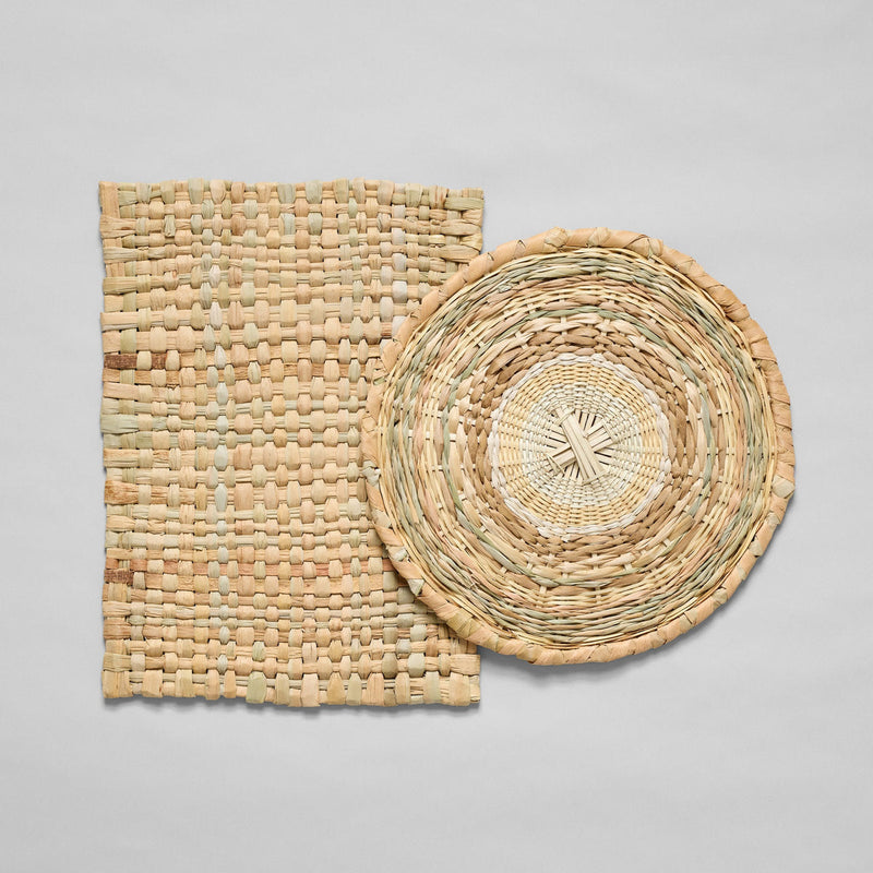 Itza Wood Set of Four Woven Mixed Fibers Placemats