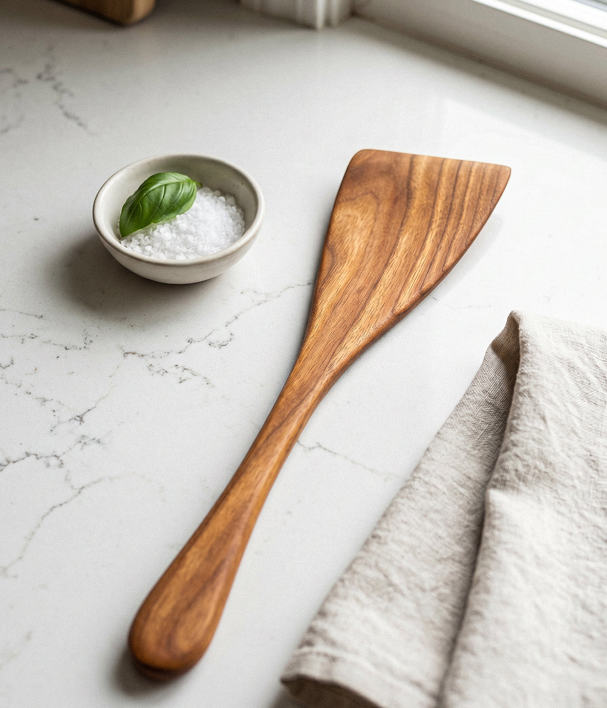 Bloomist Wooden Turner Spatula