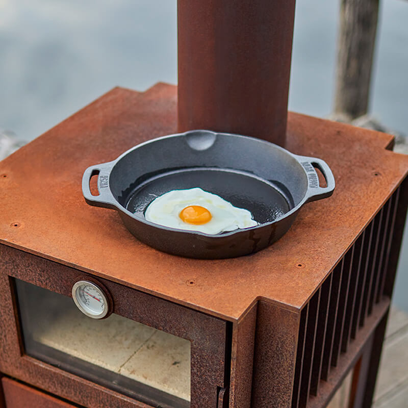 Quercus Fireplace Outside Dinner