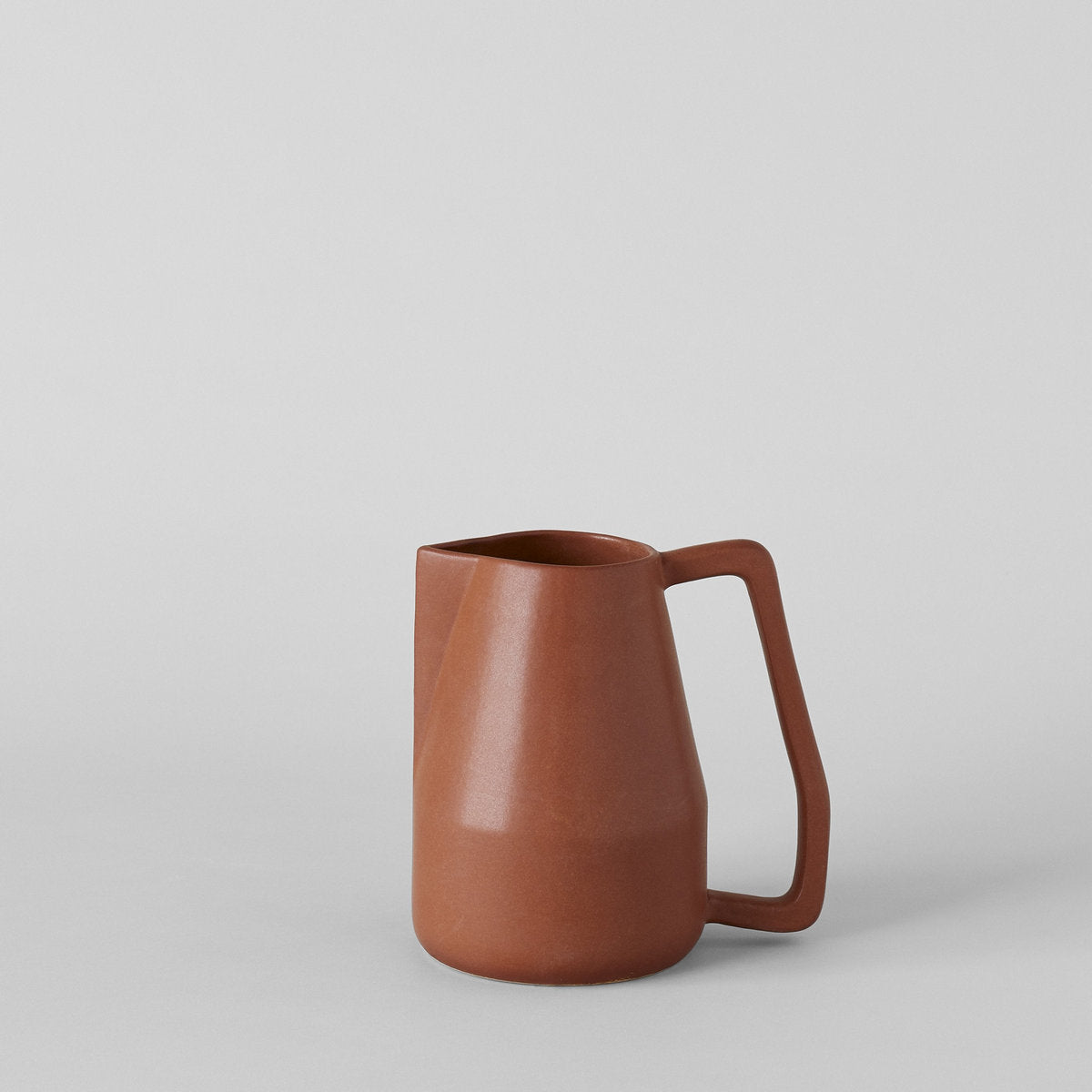 Brown Novah Pitcher - Bloomist