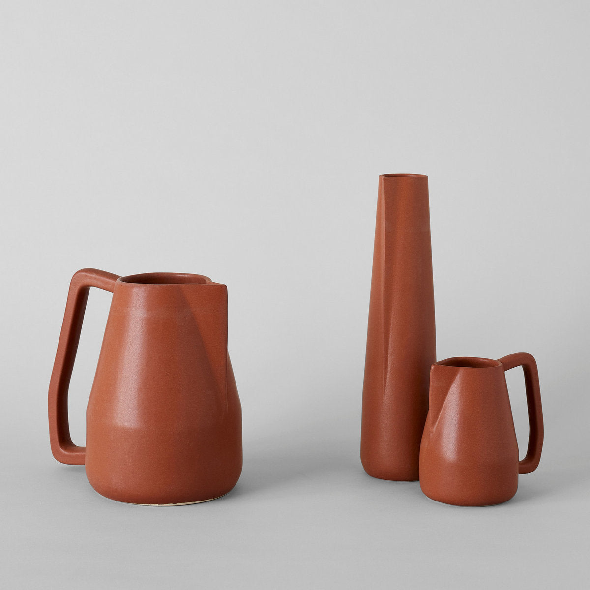 Brown Novah Pitcher - Bloomist