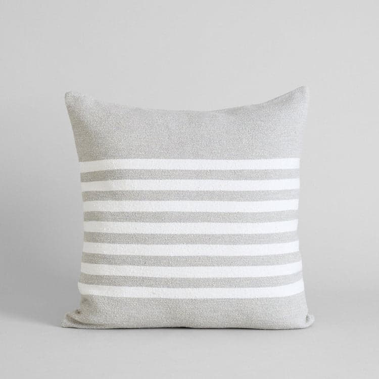 Camille Pillow, 25