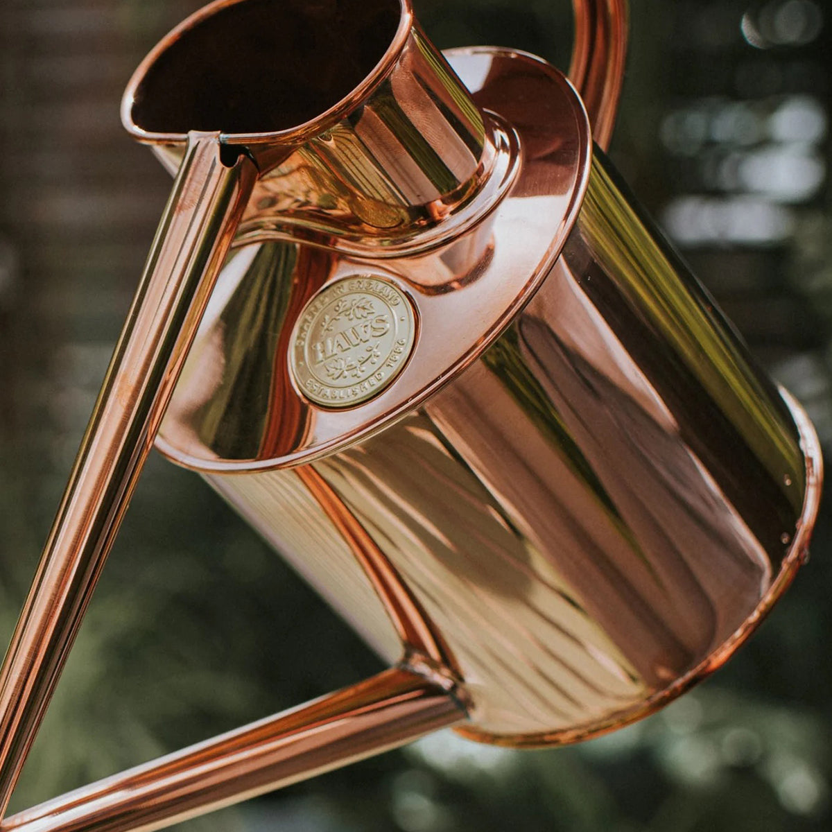 The Rowley Ripple Copper 2 Pint Metal Watering Can | Haws