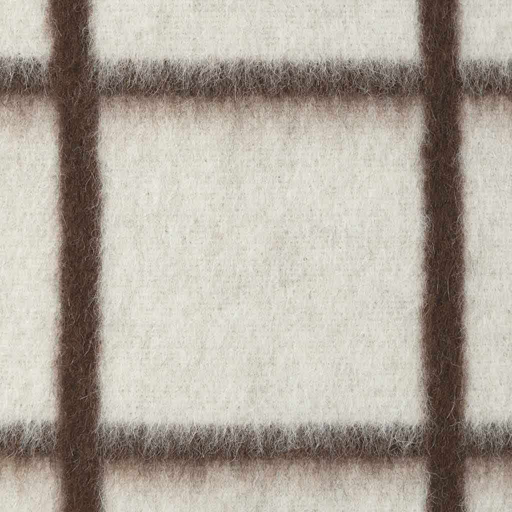 Umi 23x23 close-up showing windowpane grid across full square face