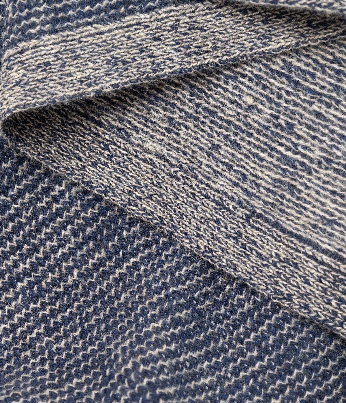 Cobalt and Platinum Yak Down Beehive Knit Throw - Thumbnail 5