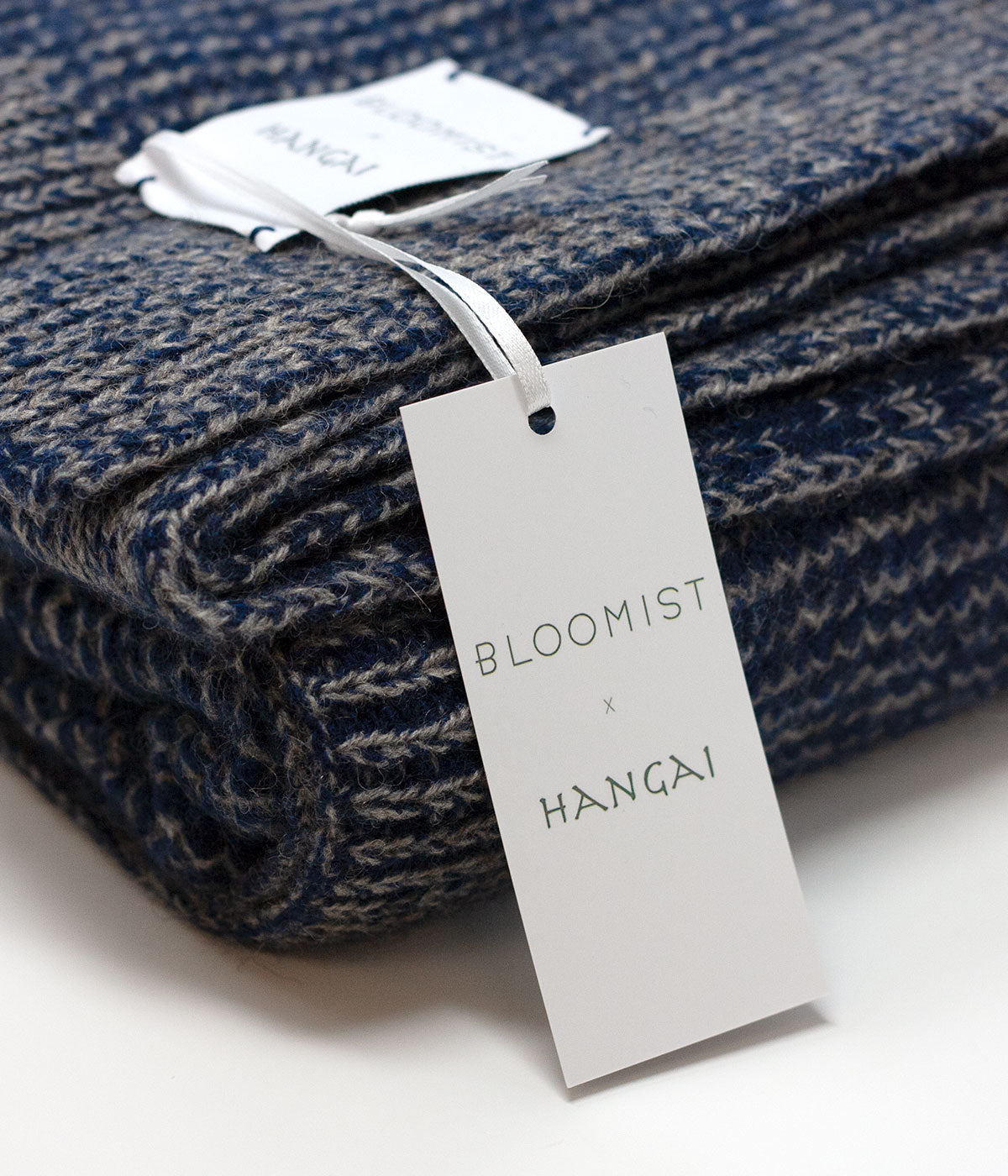 Cobalt and Platinum Yak Down Beehive Knit Throw - Thumbnail 4