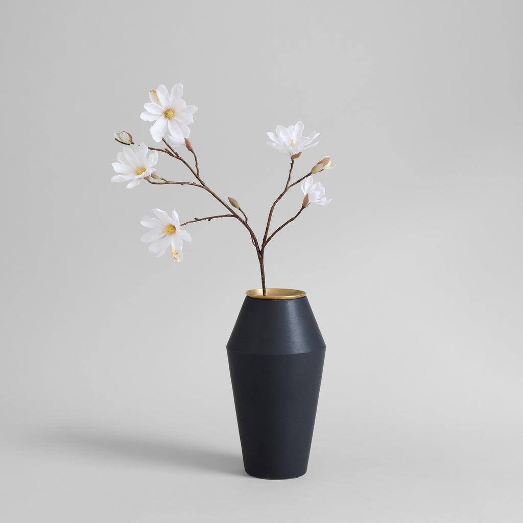 Buranchi Vase, Matte Black - Bloomist