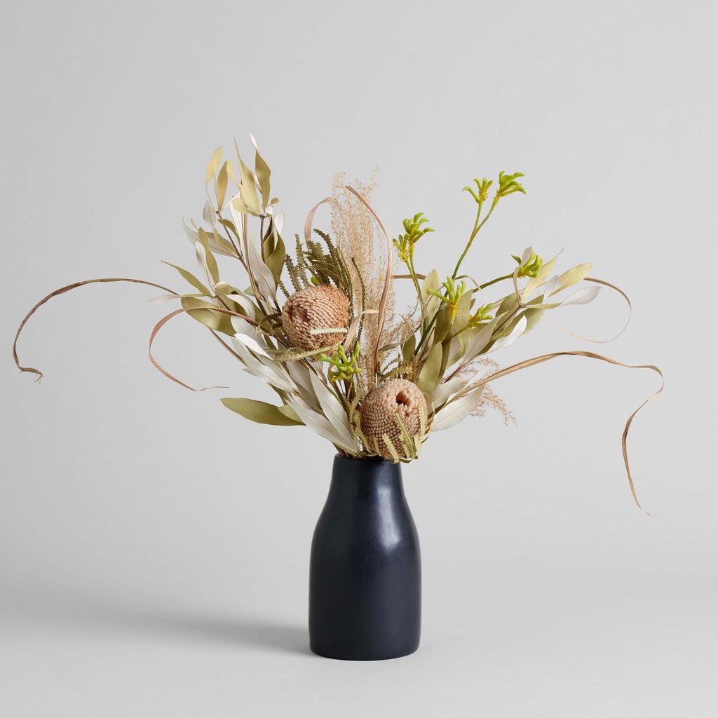 Monolithic Tadelakt Vase, Black