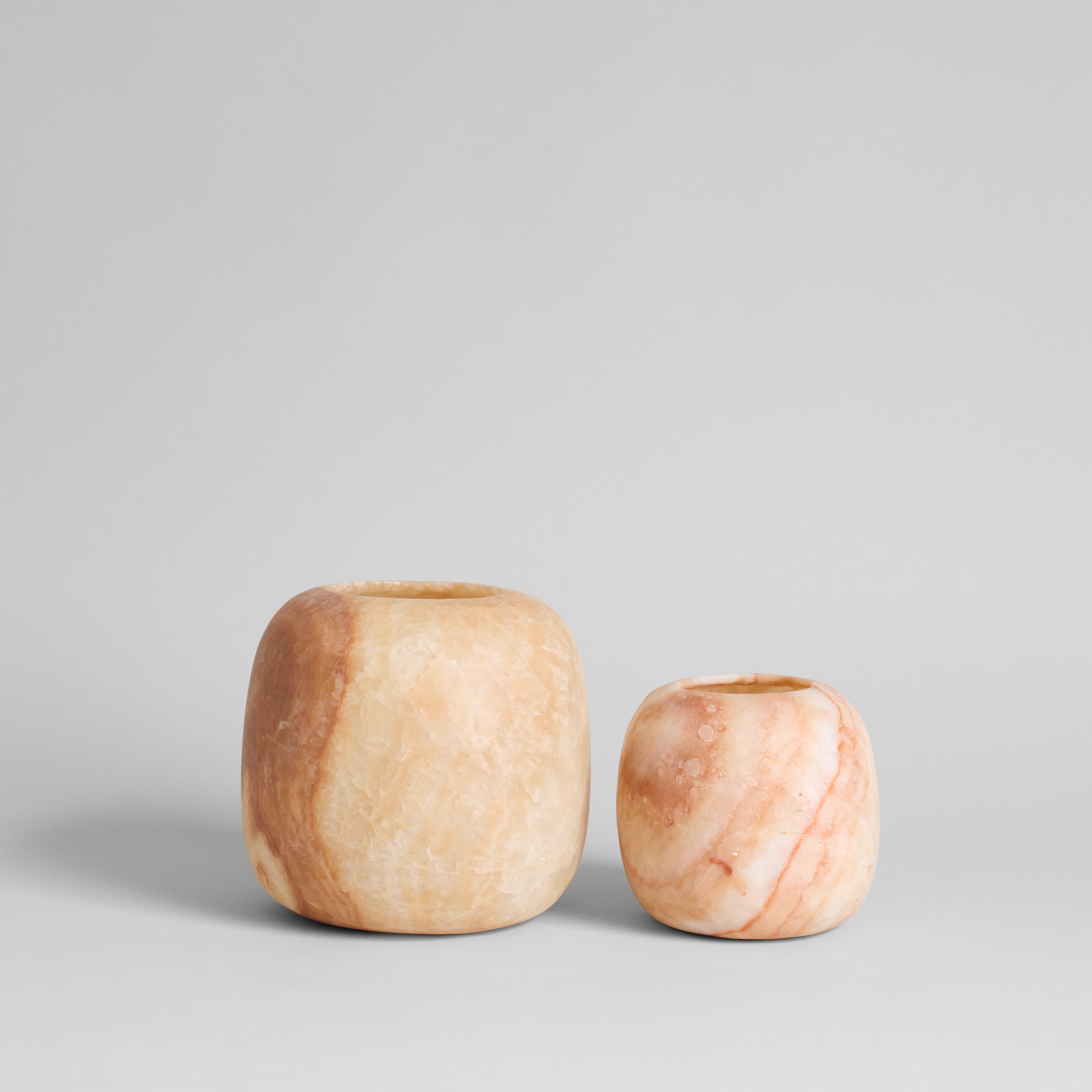 Round Amber Alabaster Candleholder - Bloomist